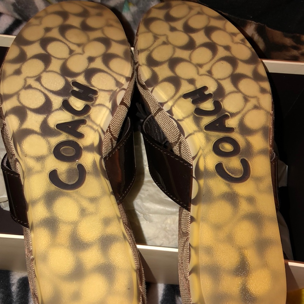 Shoes - Picture 4 of 8